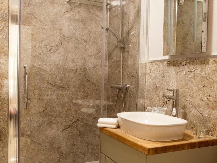 Parkers House Bed & Breakfast Newtown  Room photo